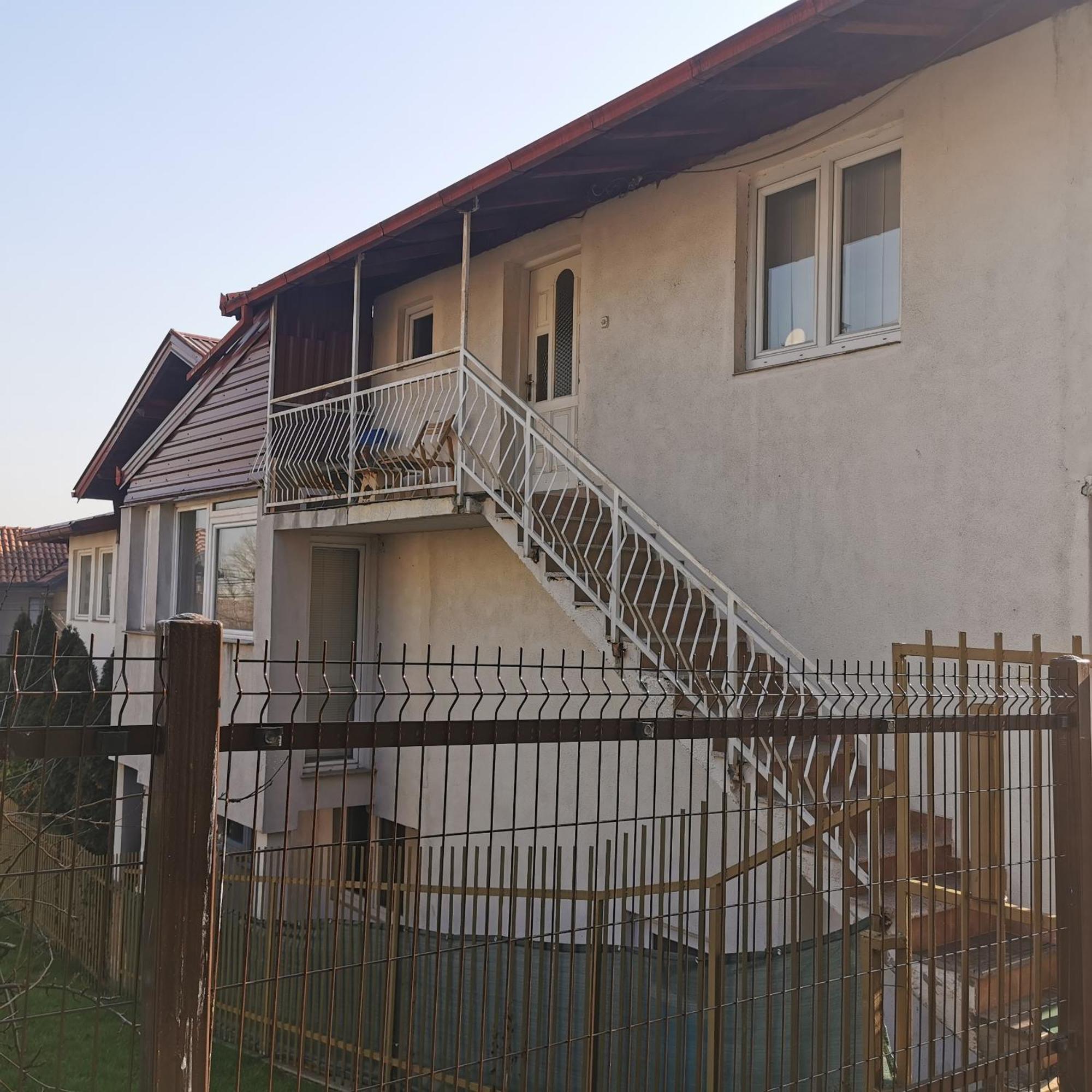 White Apartment Sarajevo - Free Parking Extérieur photo